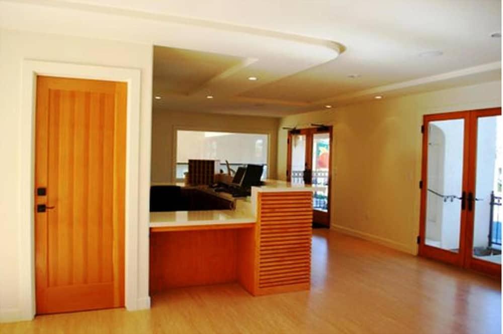 Bella Capri Inn And Suites Camarillo Eksteriør billede