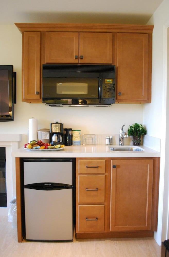 Bella Capri Inn And Suites Camarillo Eksteriør billede
